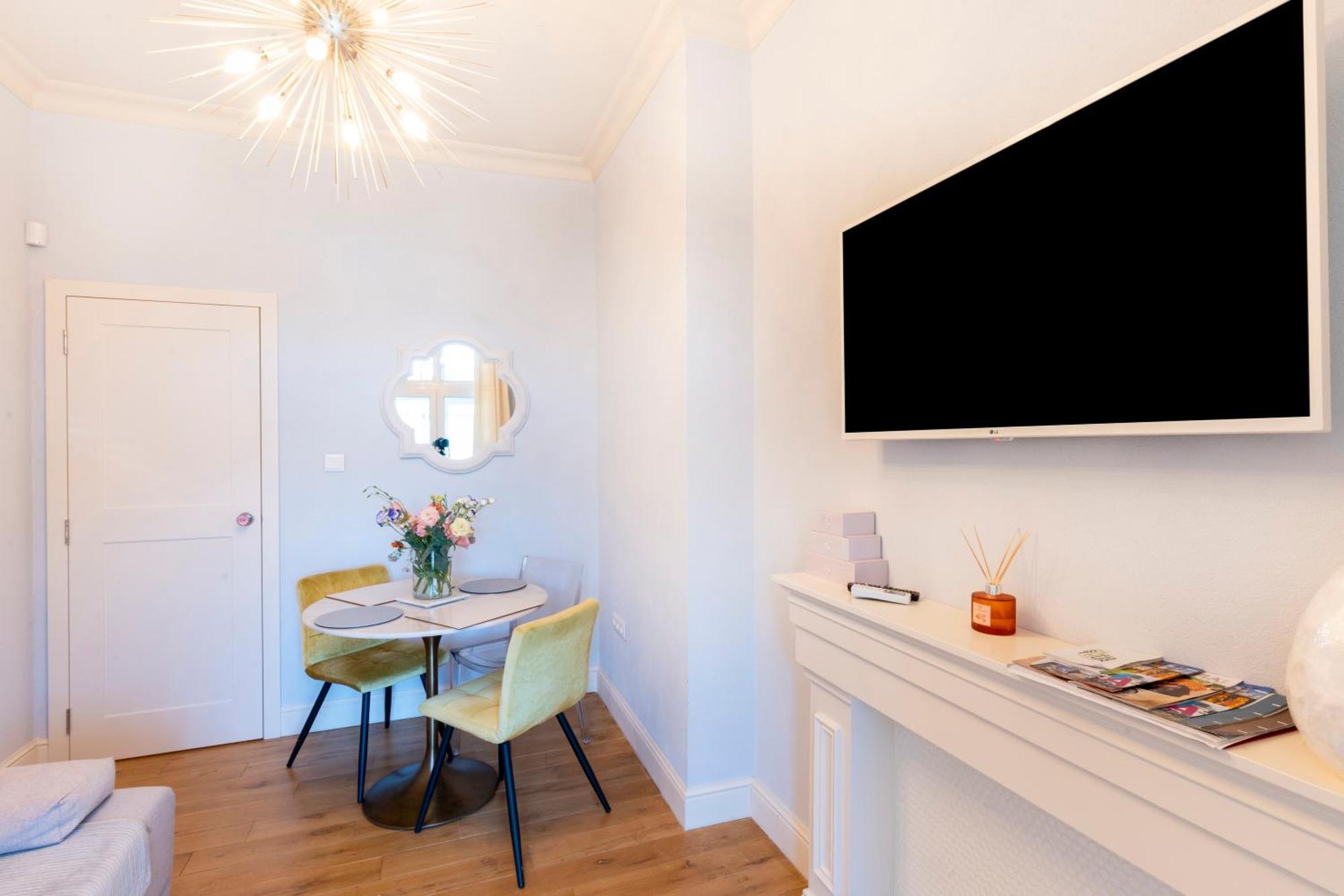 Sofia Royal Retreat Apartment Luaran gambar