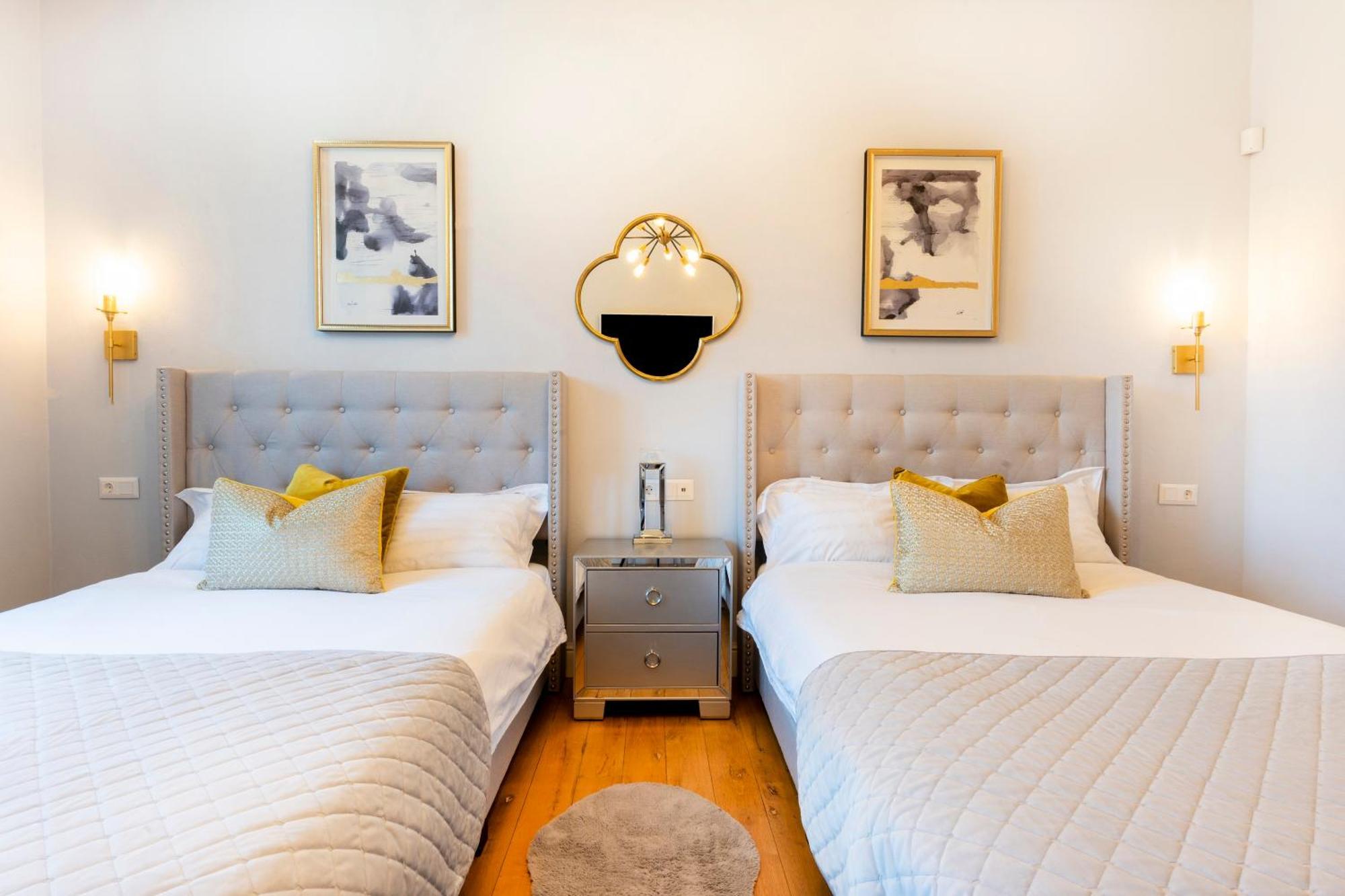 Sofia Royal Retreat Apartment Luaran gambar