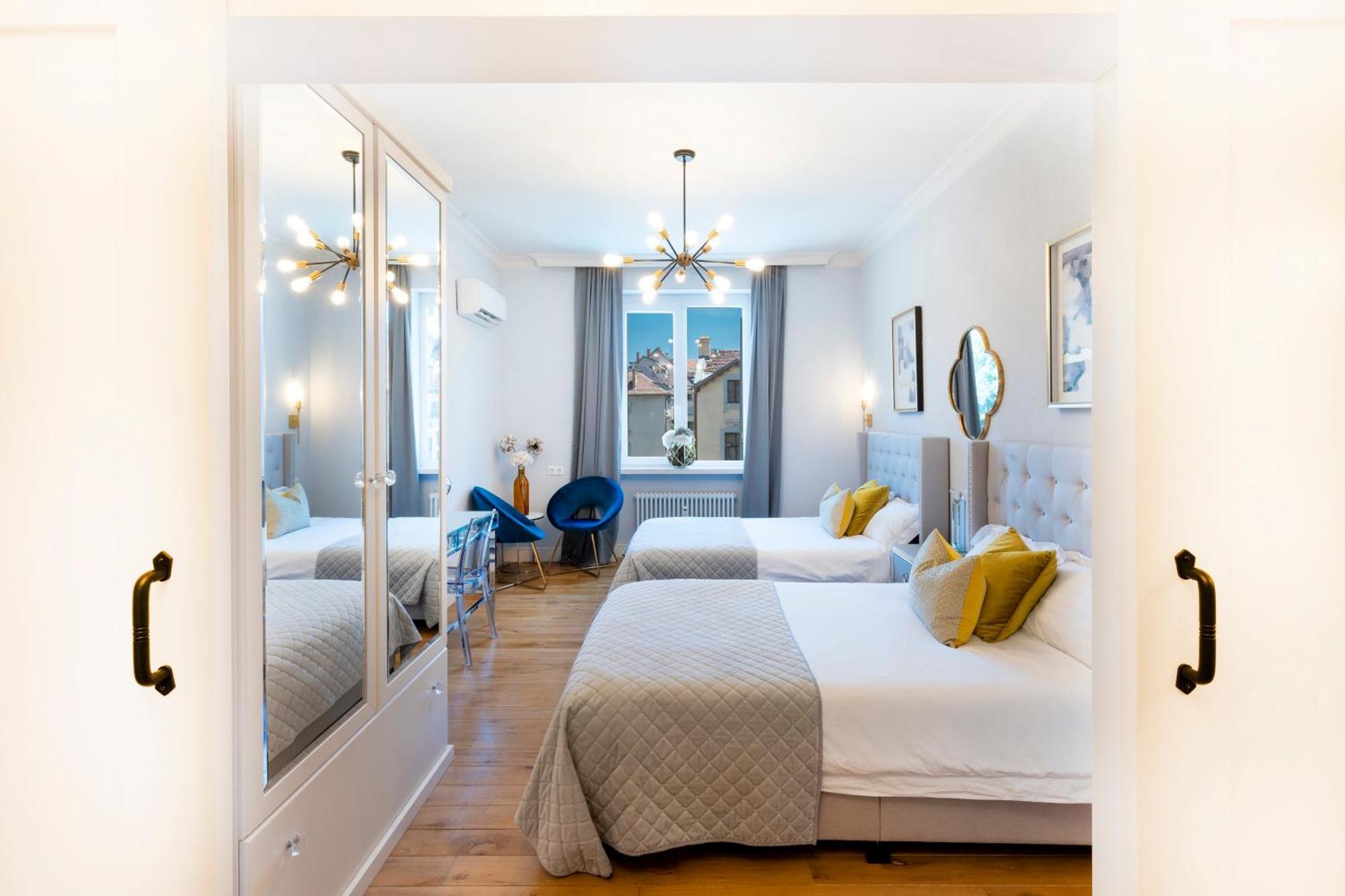 Sofia Royal Retreat Apartment Luaran gambar